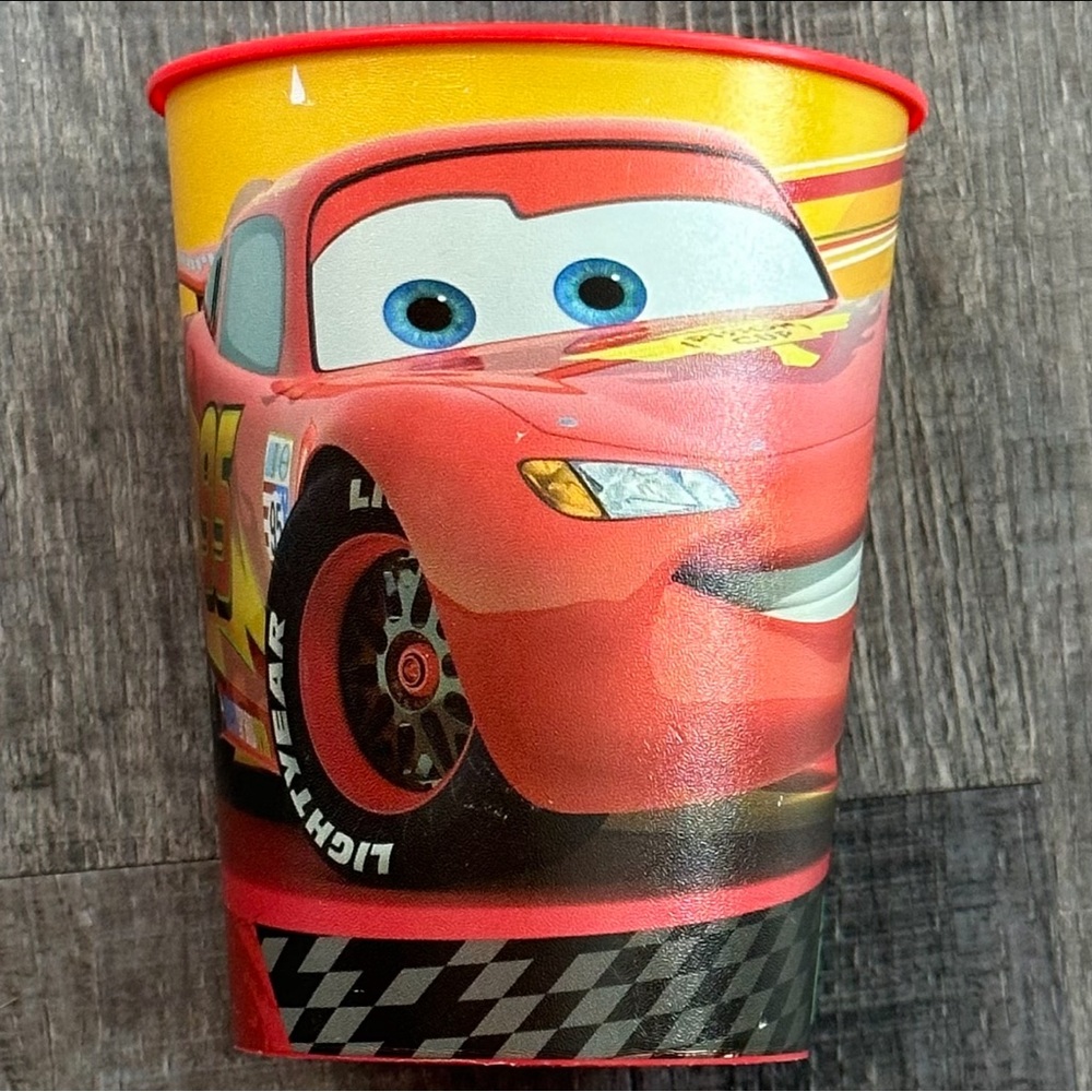 💞 Disney Pixar Cars Lightning McQueen Cup